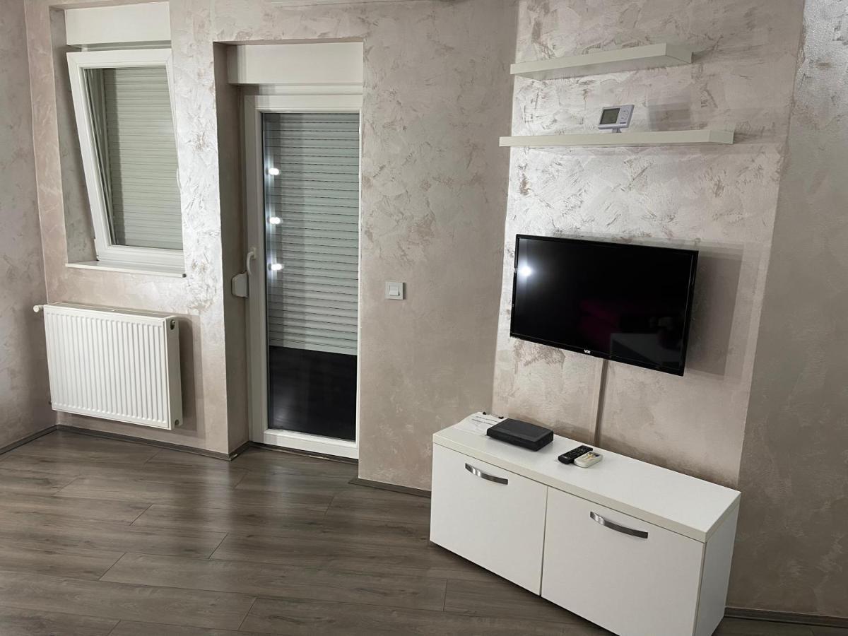 La Apartamento Jagodina Exterior photo